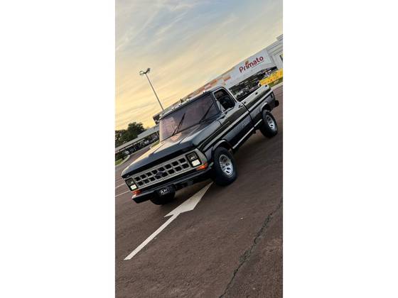FORD F-1000 3.9 SUPER SÉRIE 4X2 CS 8V TURBO DIESEL 2P MANUAL FORD F-1000 3.9 SUPER SÉRIE 4X2 CS 8V TURBO DIESEL 2P MANUAL